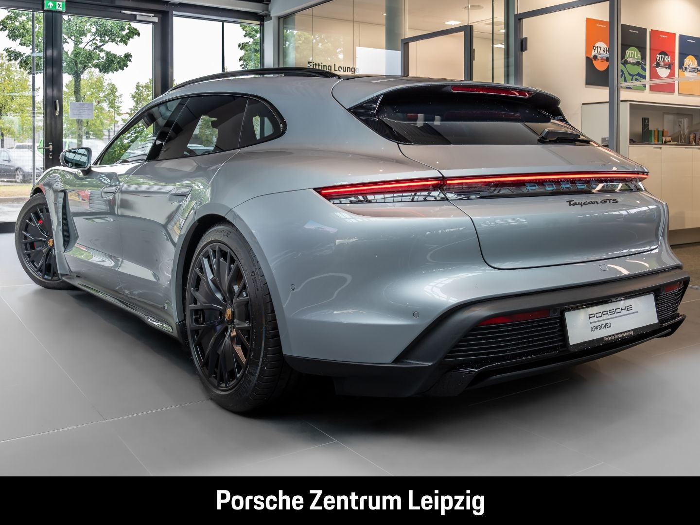 Porsche Taycan GTS Sport Turismo HeadUp InnoDrive Matrix