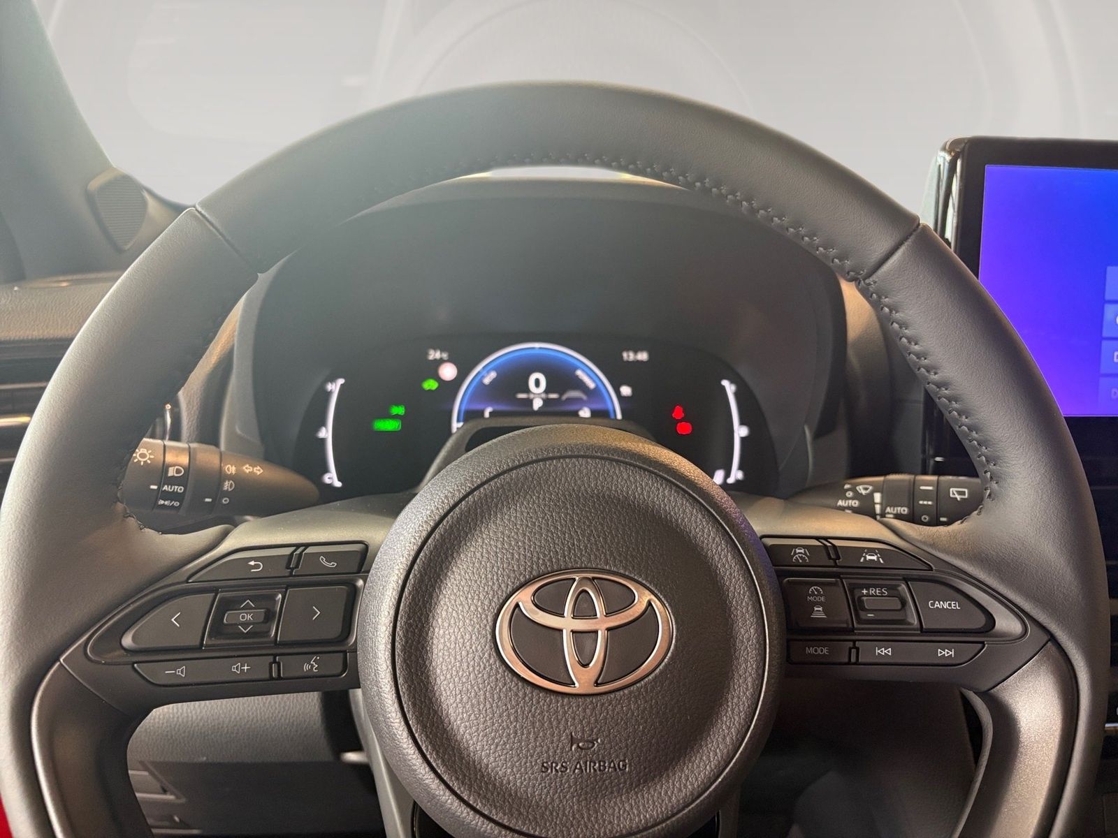 Toyota Yaris Cross 1.5 Teamplayer Winter+Safety ACC+LED