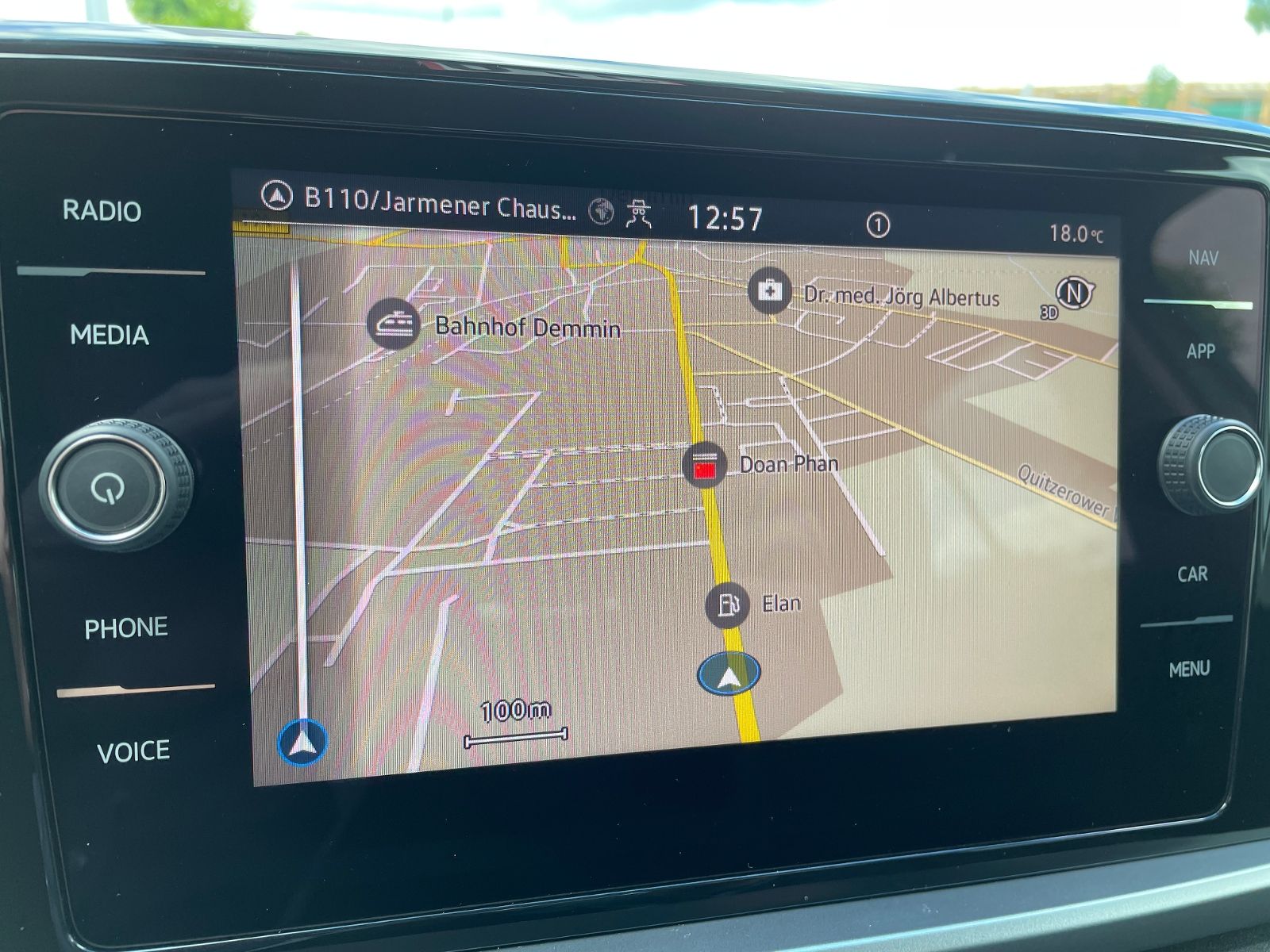 Volkswagen T-Roc 1.5 TSI Life DSG - Samsaru's Car Outlet
