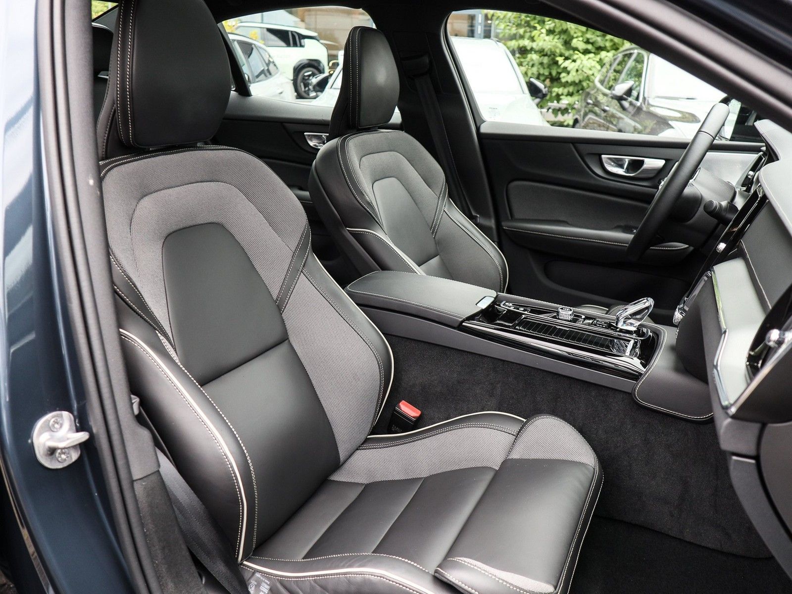Volvo S60 T8 Recharge AWD Ultimate Dark NP:78.110,-//A