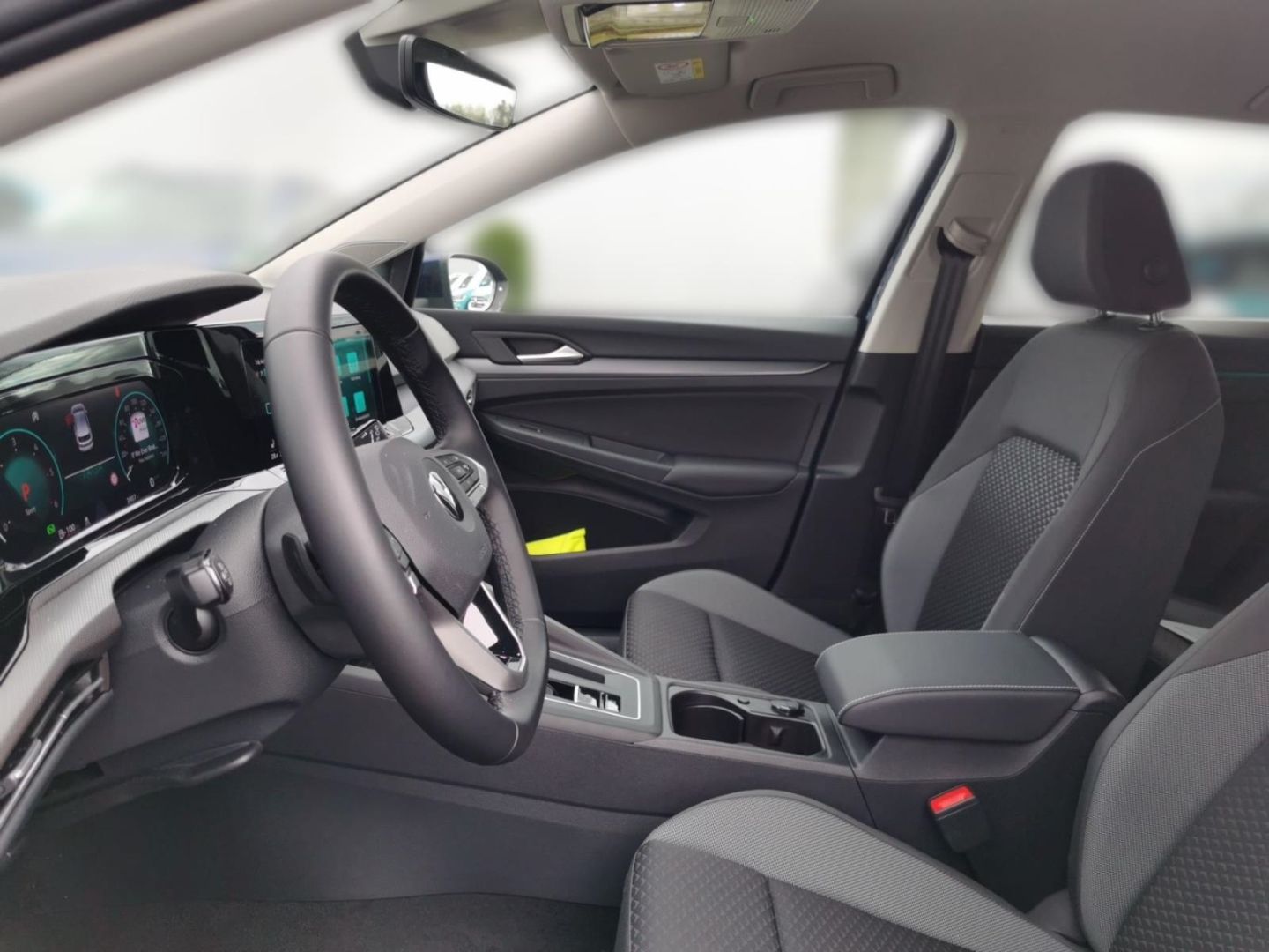 Volkswagen Golf 8 VIII Active 2.0 TDI - Samsaru's Car Outlet