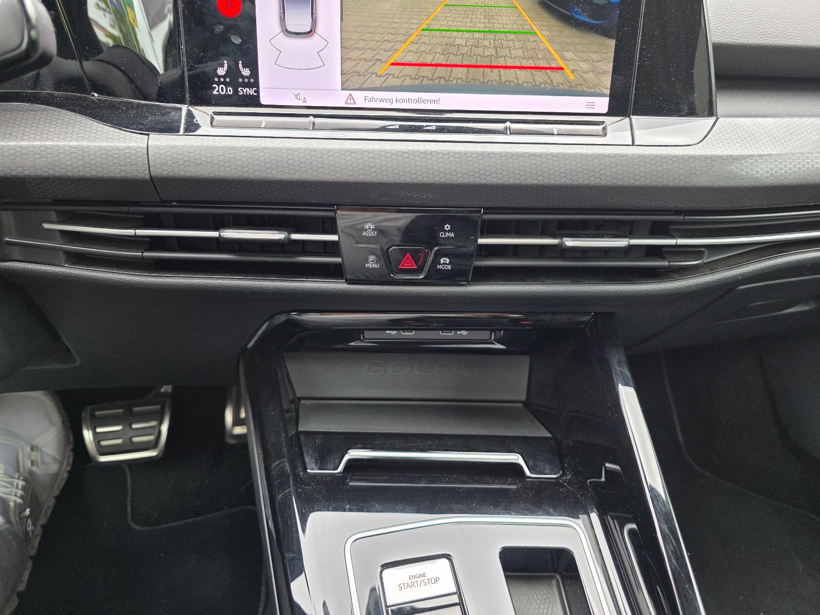 Volkswagen Golf VIII Limo GTD Black Style Pano HarmanKardon