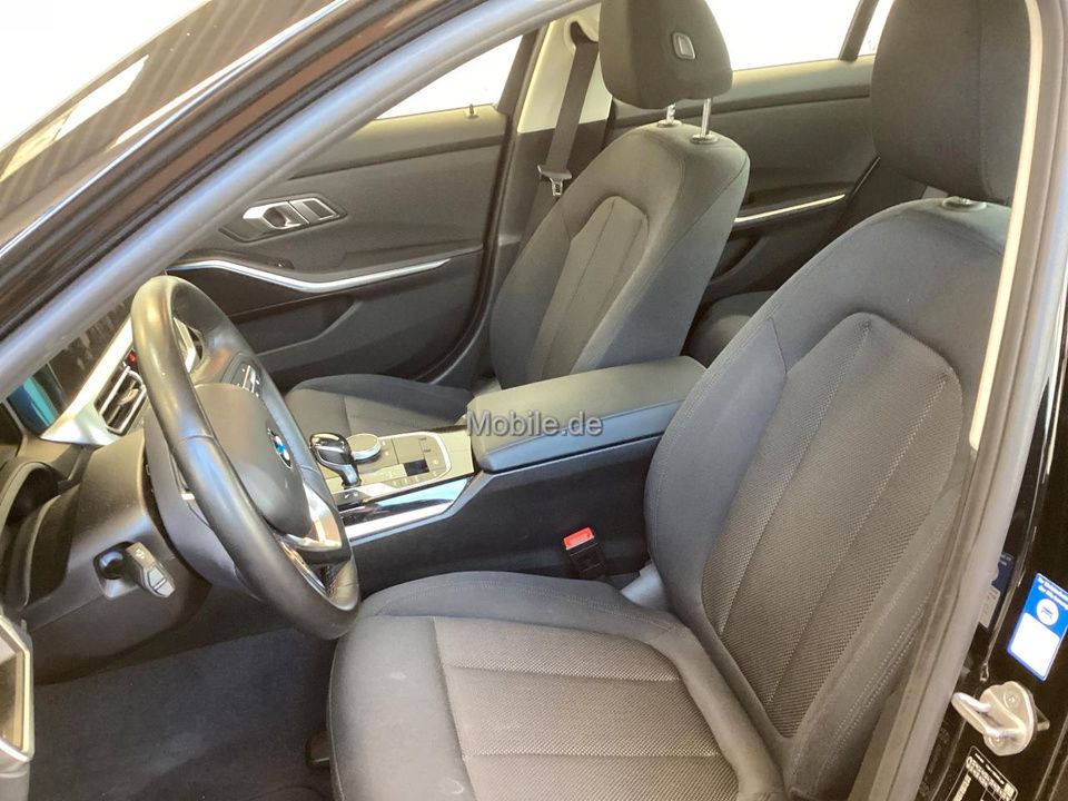 BMW 330e Advantage - Samsaru's Car Outlet