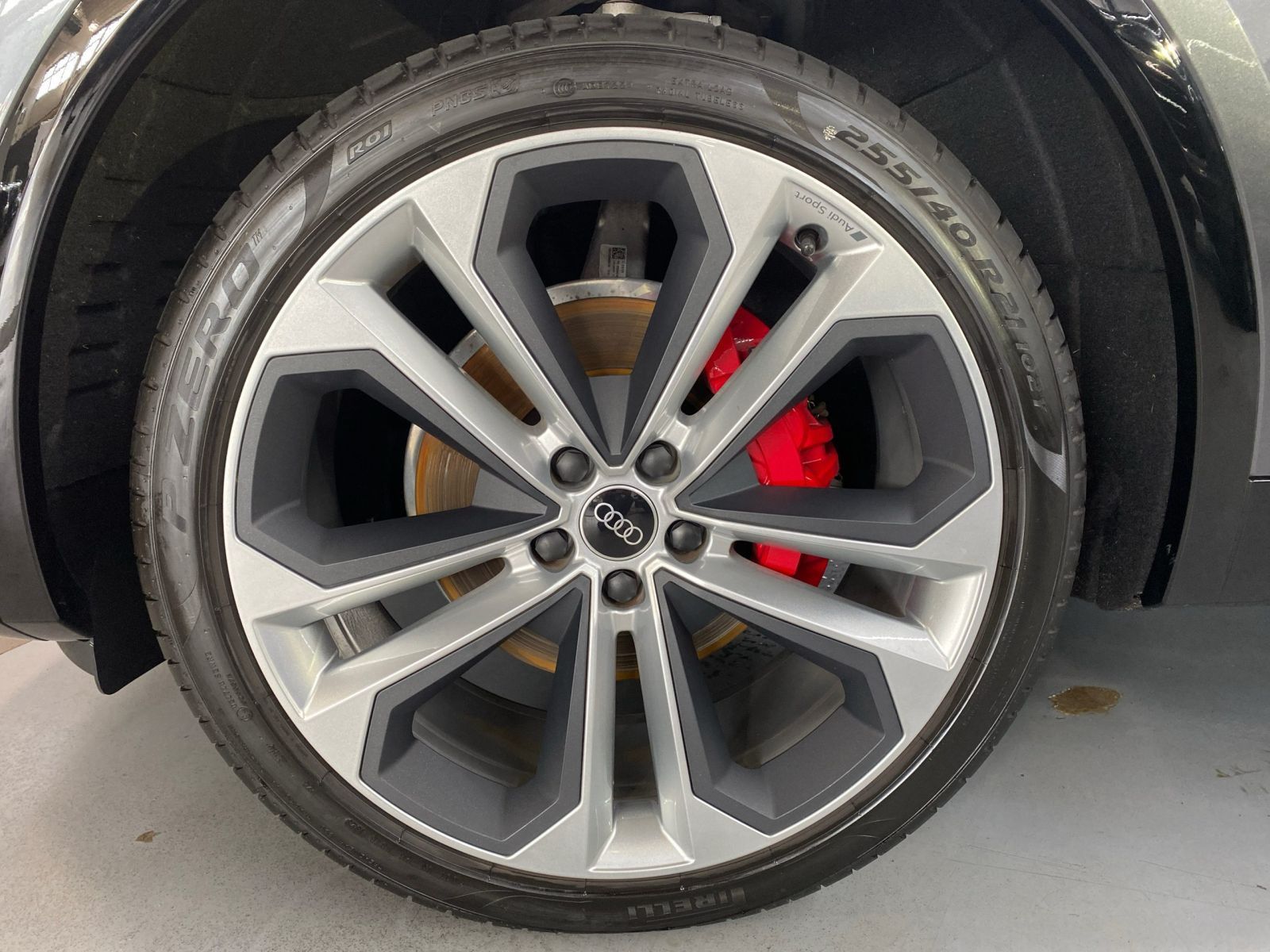 Audi Q5 40 TDI q. S line - Samsaru's Car Outlet