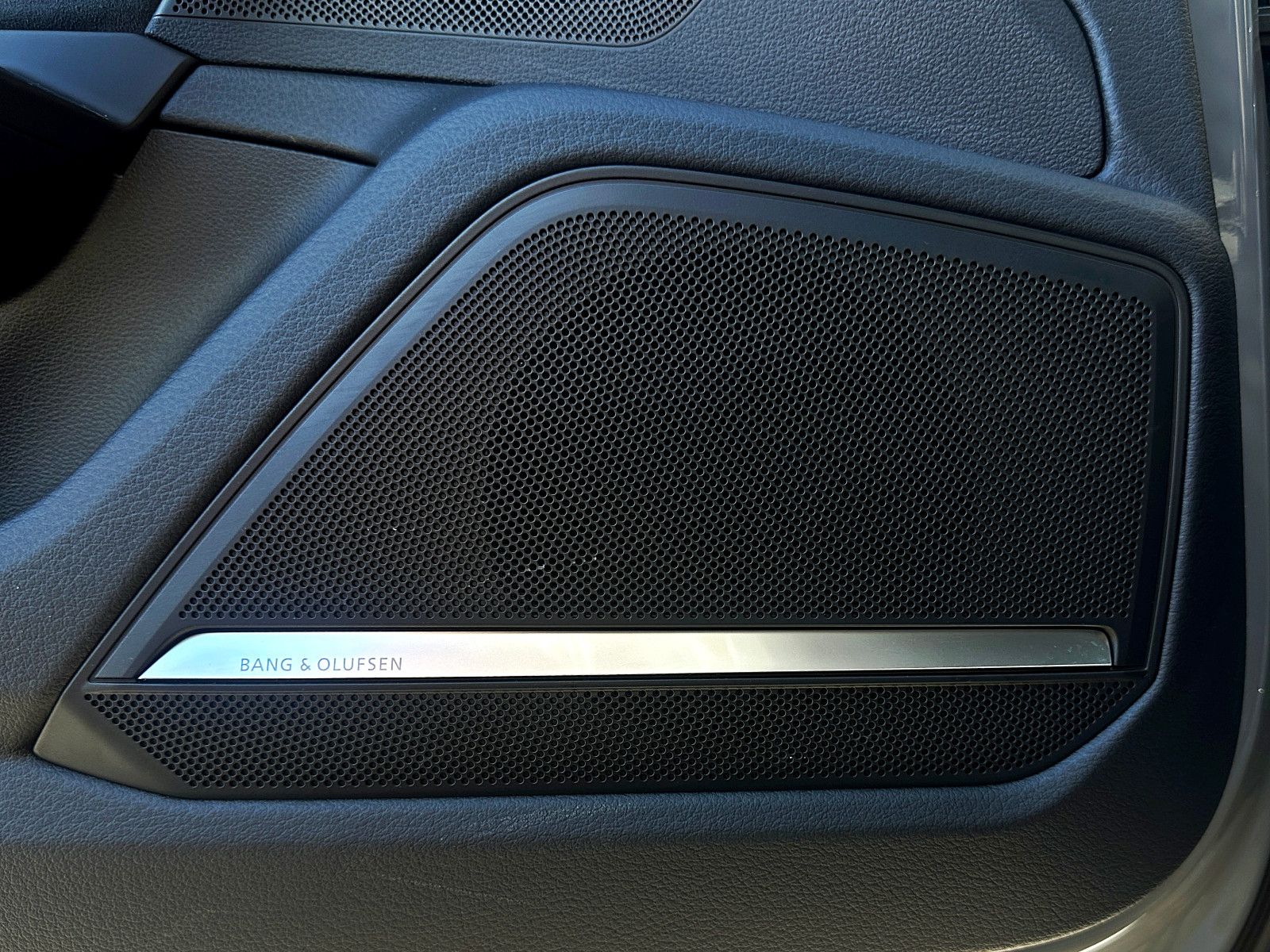 Audi RS6 Avant performance BLACK HUD LASER 360°STHZG