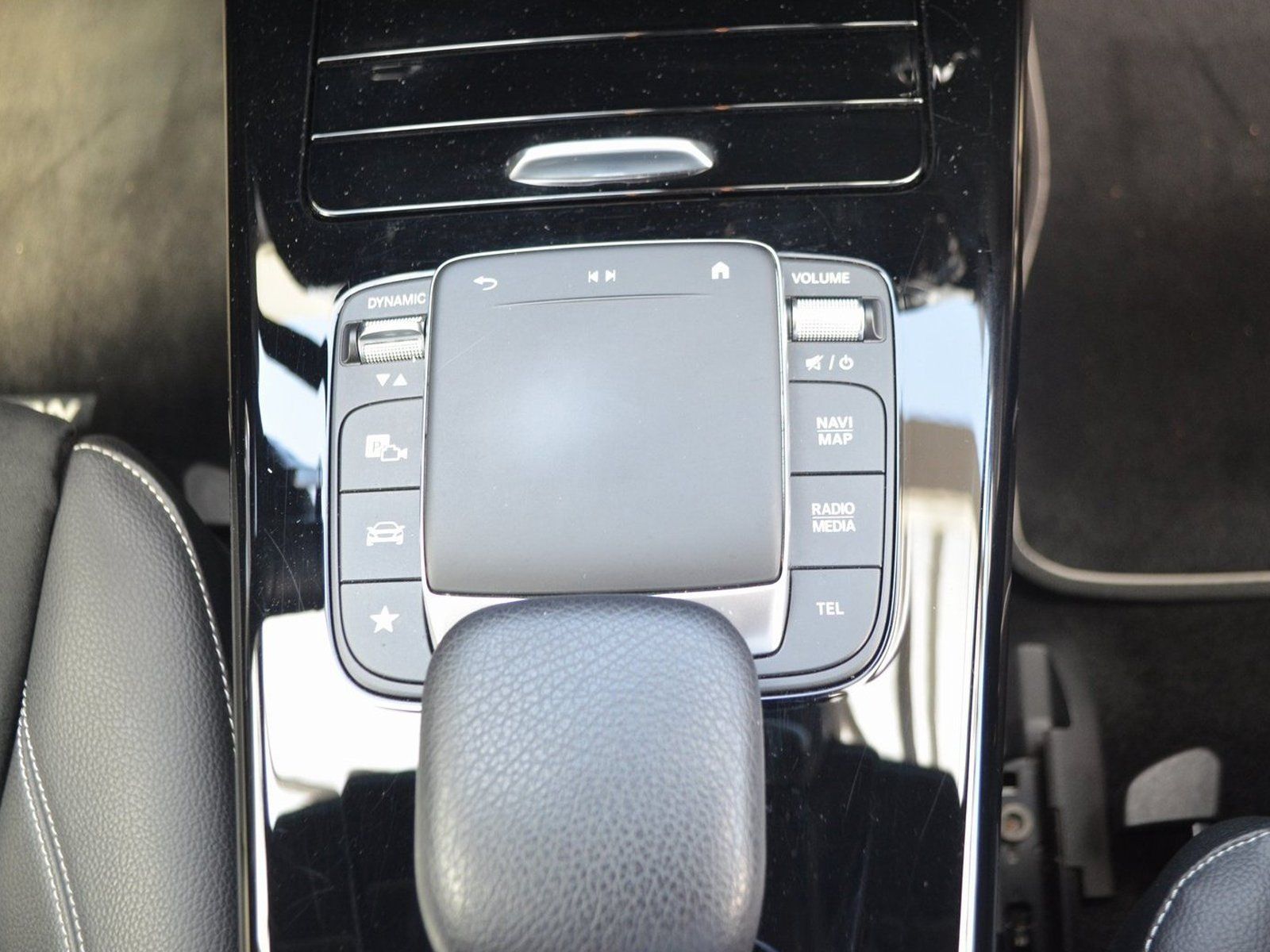 Mercedes-Benz A-Klass AMG LINE - Samsaru's Car Outlet