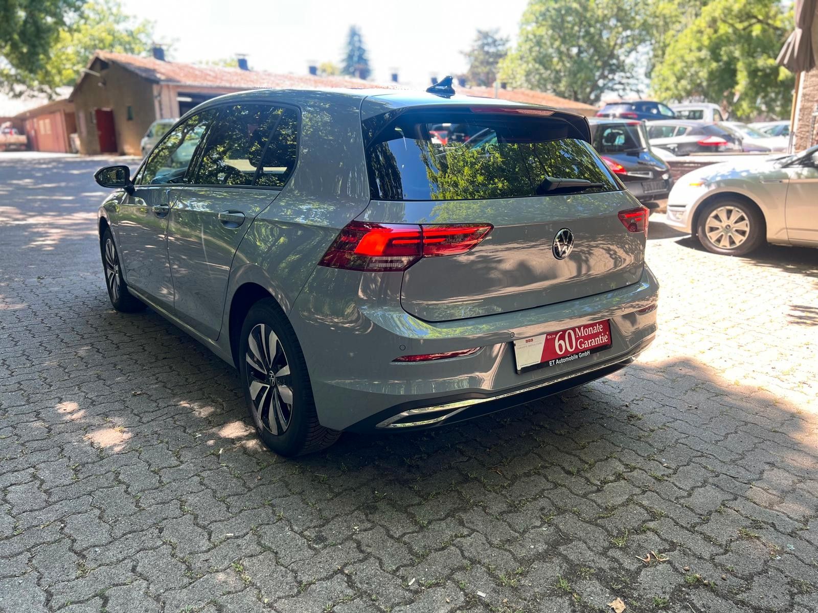 Volkswagen Golf VIII Move eTSI - Samsaru's Car Outlet
