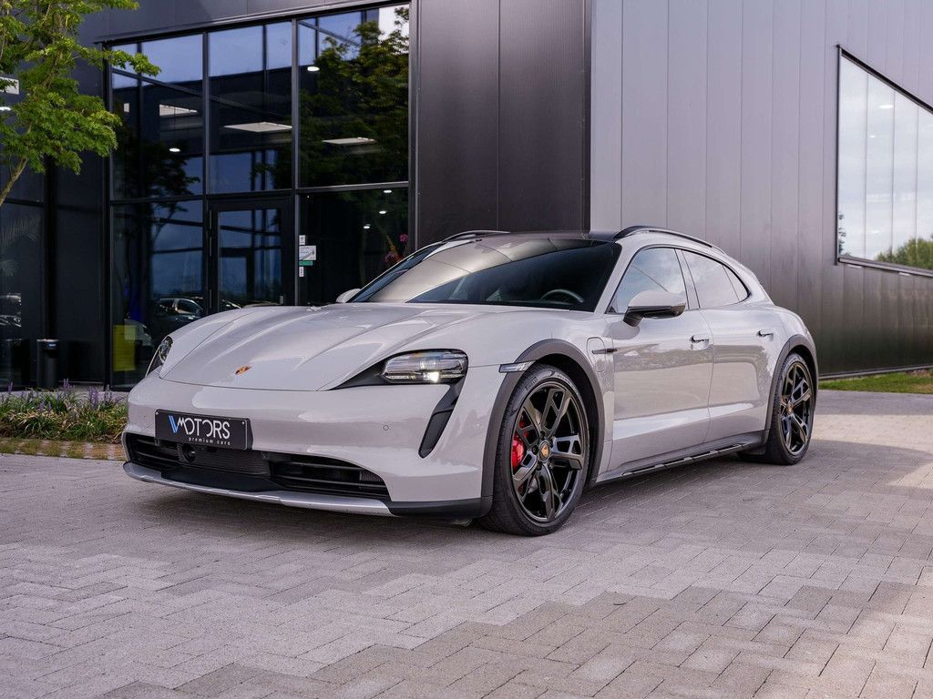 Porsche Taycan Cross Turismo 4S 93.4 kWh - ACC - Bose -