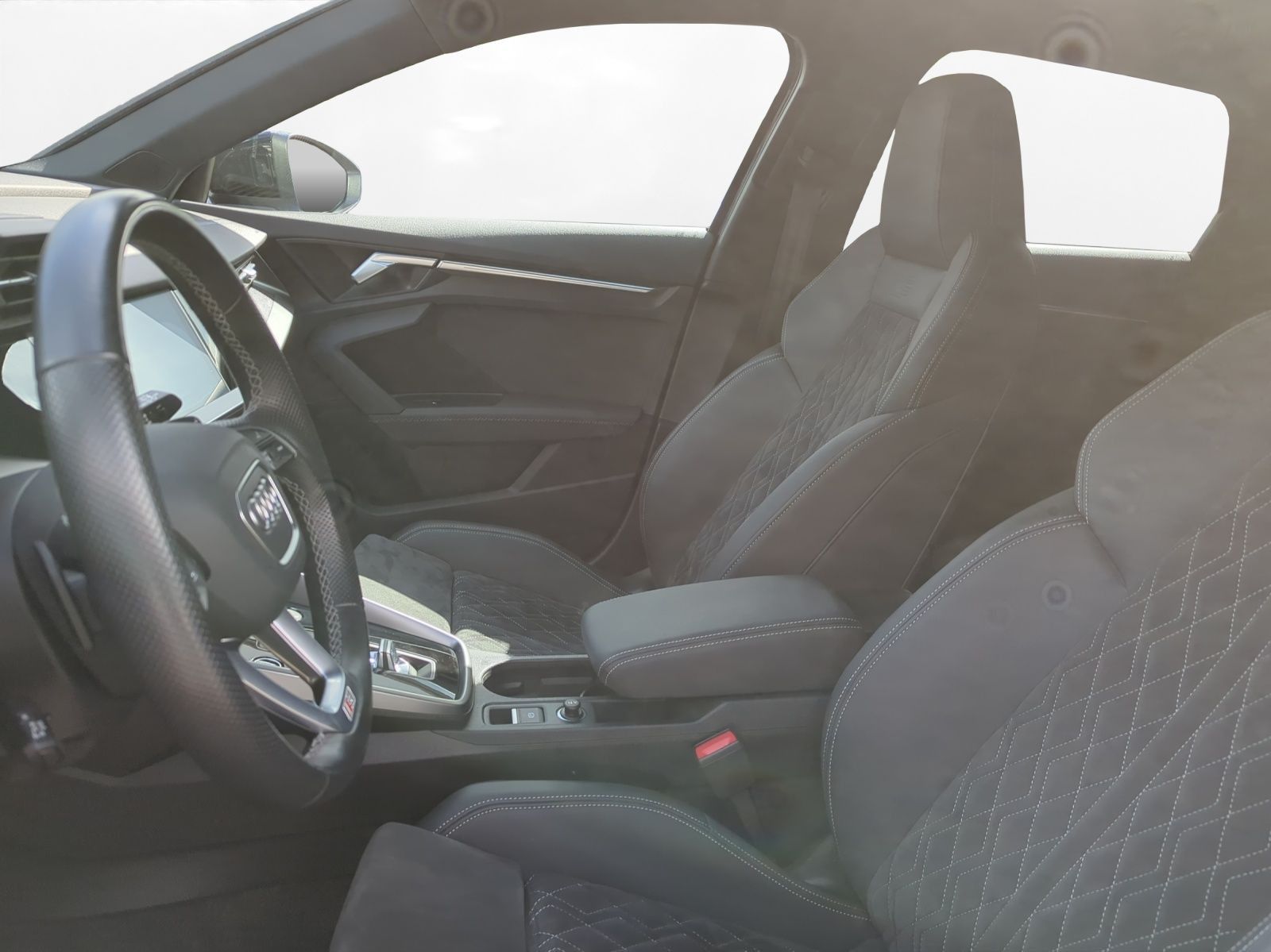 Audi A3 Sportback 40 1.4 TFSI e-tron S-Line - Samsaru's Car Outlet