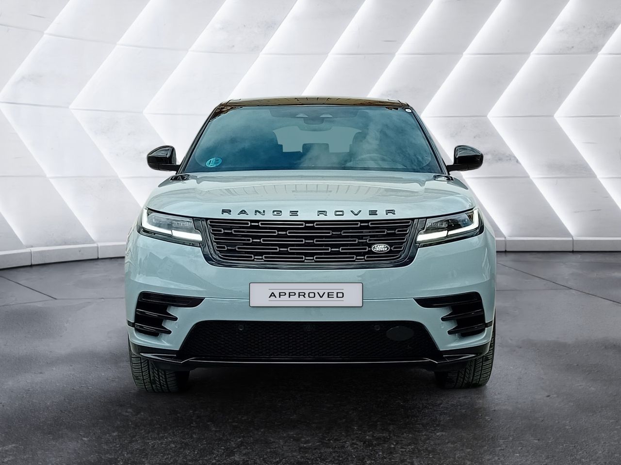 Range Rover Velar 2.0D I4 150kW Dynamic SE 4WD - Samsaru's Car Outlet