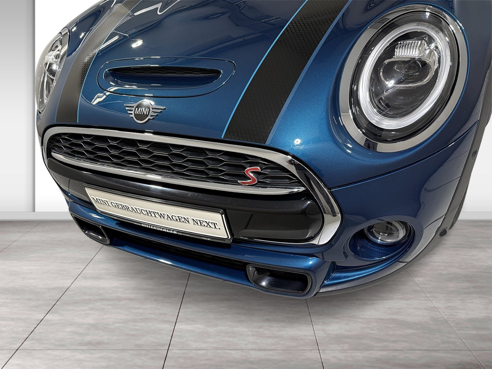 MINI Cooper S Cabrio Sidewalk - Samsaru's Car Outlet