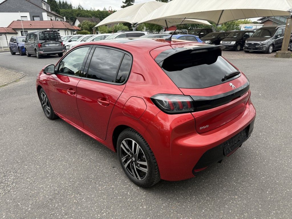 Peugeot 208 1.2 PureTech Allure - Samsaru's Car Outlet