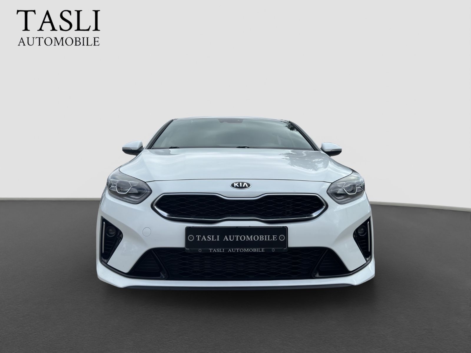 Kia ProCeed GT-Line - Samsaru's Car Outlet