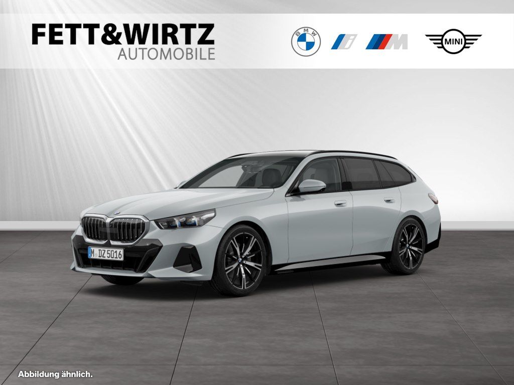 BMW 540d xDrive Touring M Sport|AHK|Pano|20"LMR|B&W