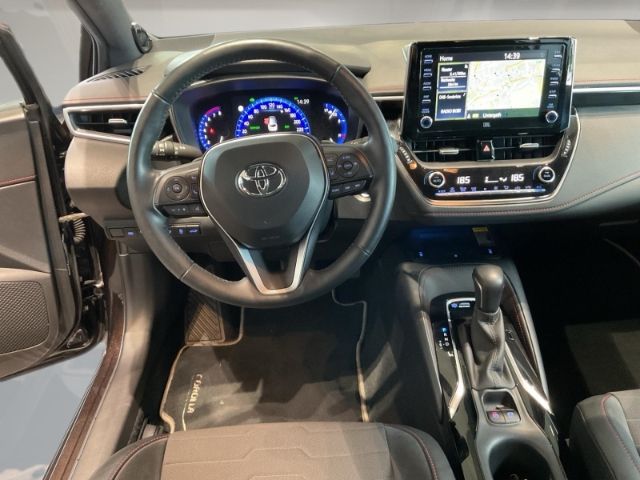 Toyota Corolla Touring Sports 2.0 Hybrid Lounge - Samsaru's Car Outlet