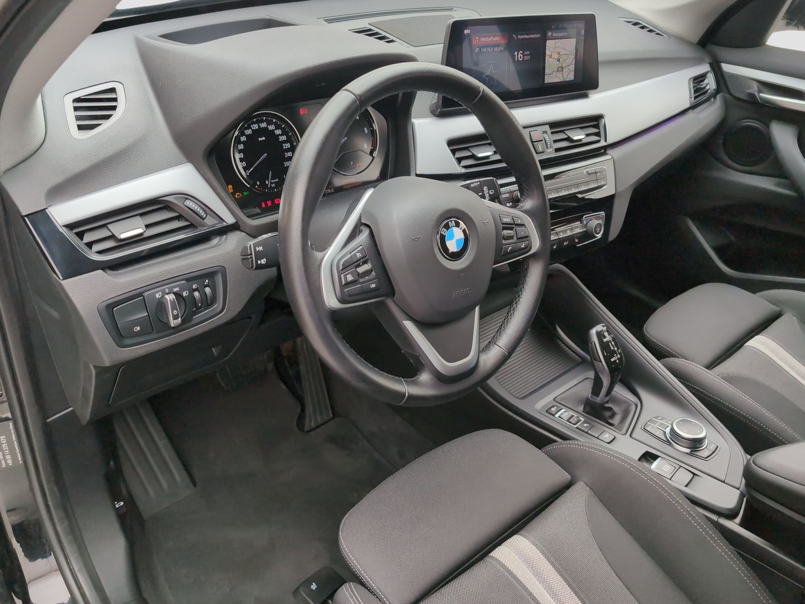 BMW X1 xDrive20d - Samsaru's Car Outlet