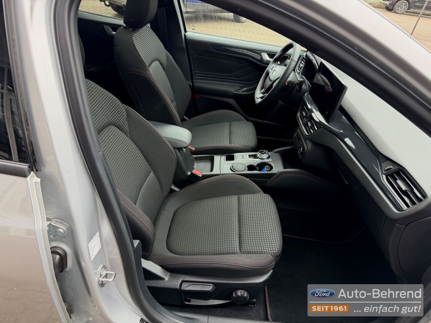 Ford Focus ST-Line X Automatik Panoramadach Kamera