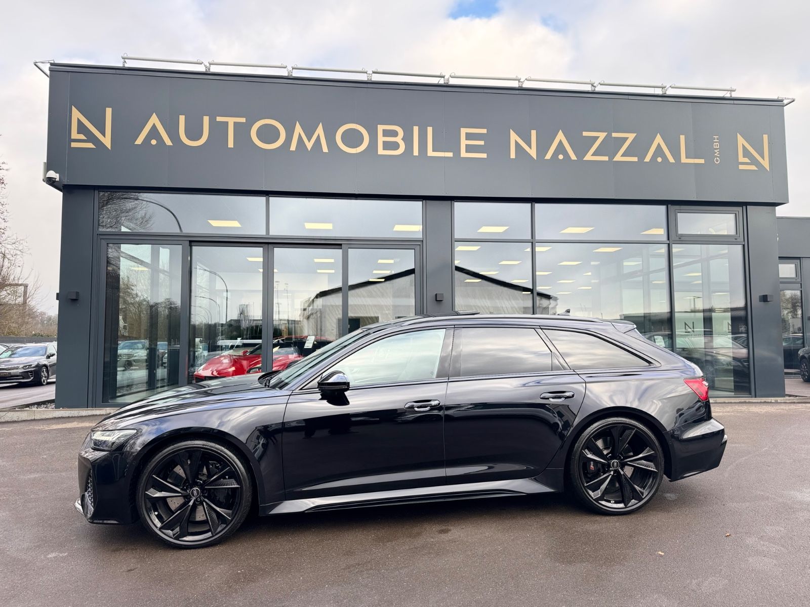 Audi RS6 AVANT QUATTRO PERFORMANCE*22.Z*CARBON*AHK*