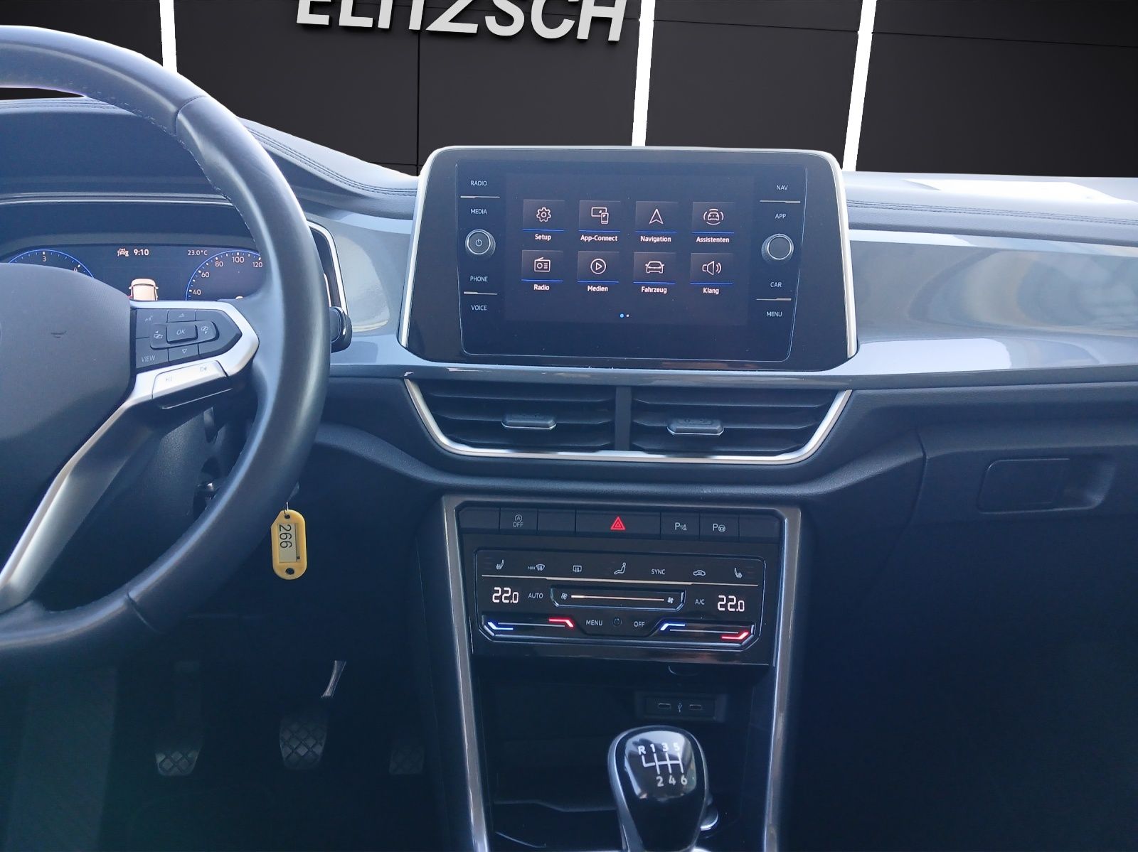 Volkswagen T-Roc TDI Style - Samsaru's Car Outlet
