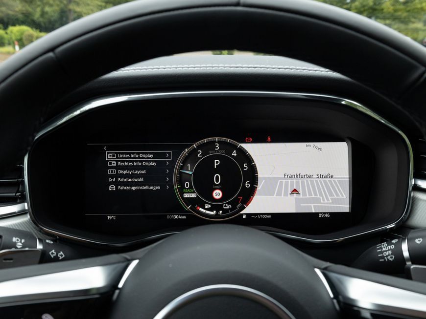 Jaguar F-Pace P400e AWD R-Dynamic SE