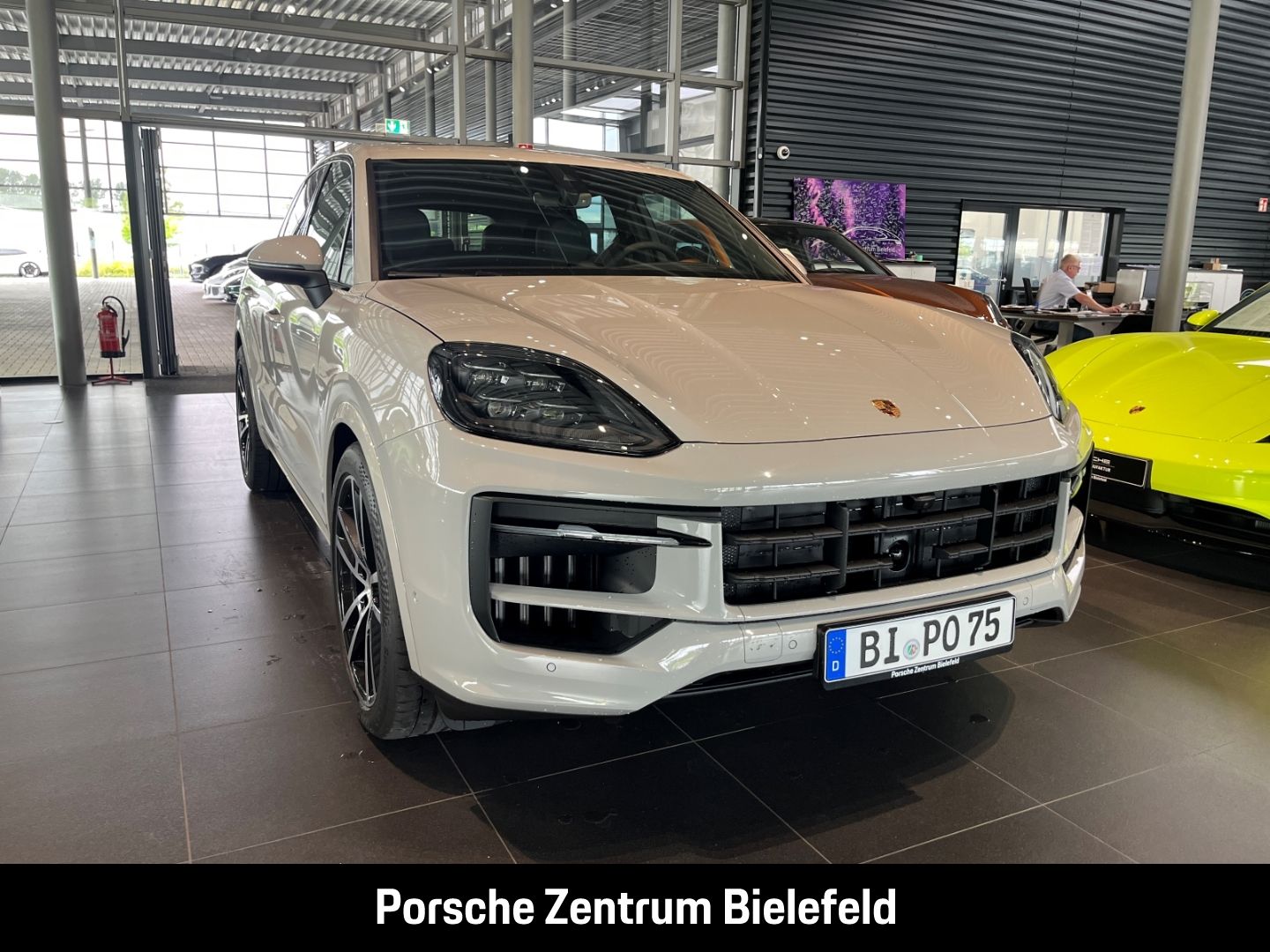 Porsche Cayenne BOSE Sportabgasanlage Panoramadach LED
