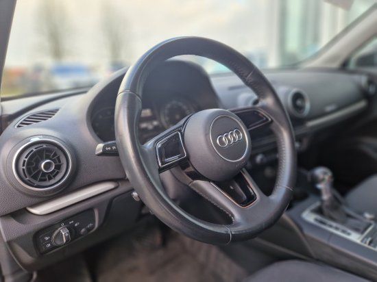 Audi A3 Sportback 35 TFSI S-Tronic - Samsaru's Car Outlet