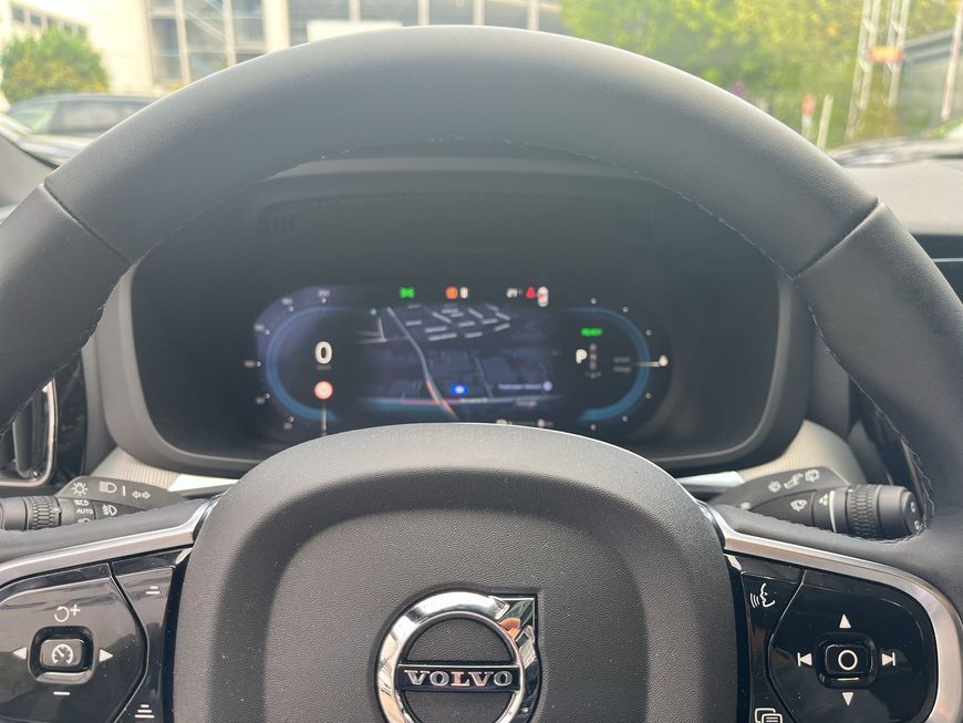 Volvo XC60 T6 AWD Plug-in Hybrid Plus Dark