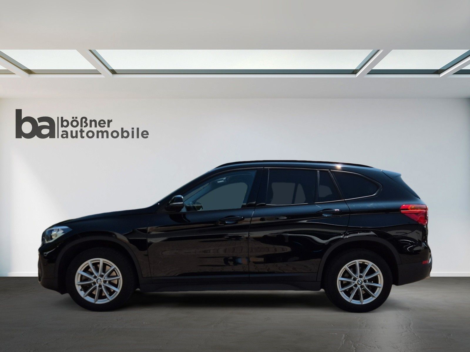 BMW X1 xDrive 25d - Samsaru's Car Outlet