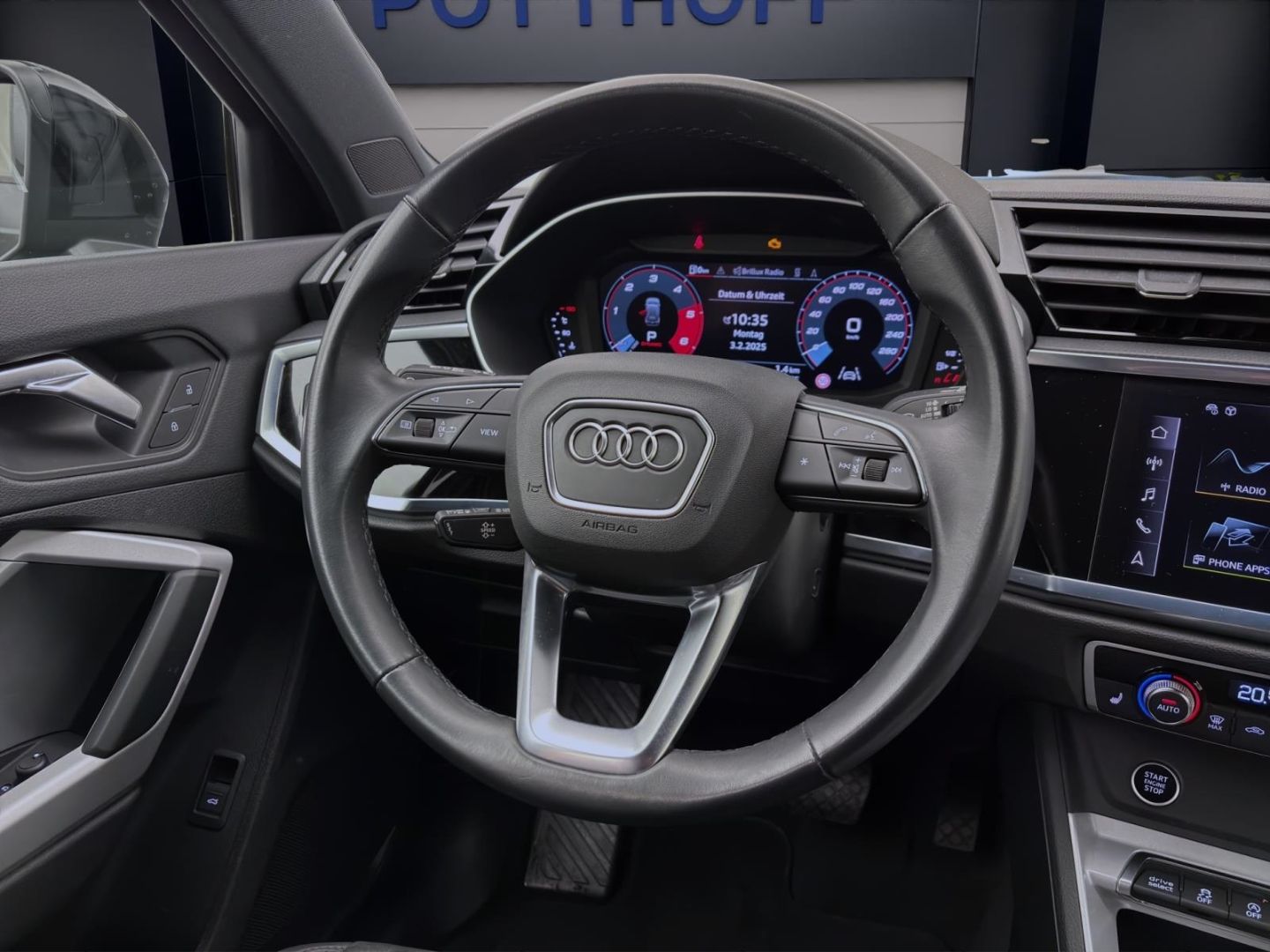 Audi Q3 40 TDI Q ADVANCED - Samsaru's Car Outlet