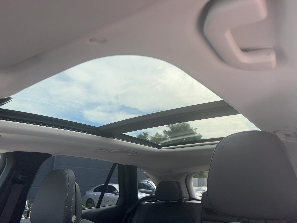 Mercedes-Benz GLC 300 d 4M AMG Line DigiLight|KeyGo|S-Dach|TWA