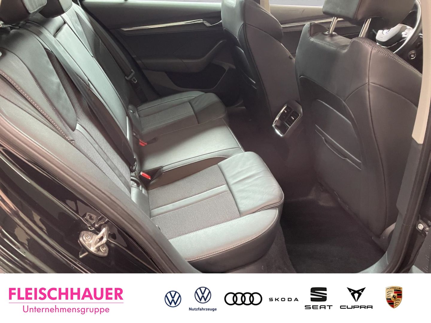 Skoda Octavia Combi iV Style LED HUD ACC Navi Keyless