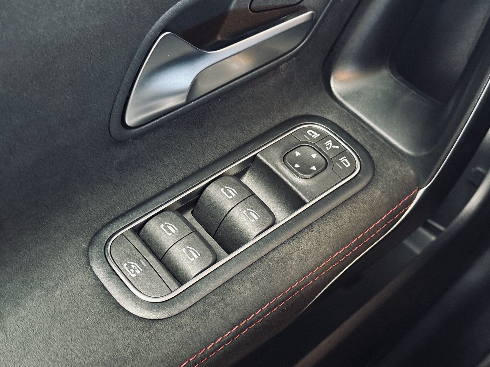 Mercedes-Benz CLA 45 AMG - Samsaru's Car Outlet