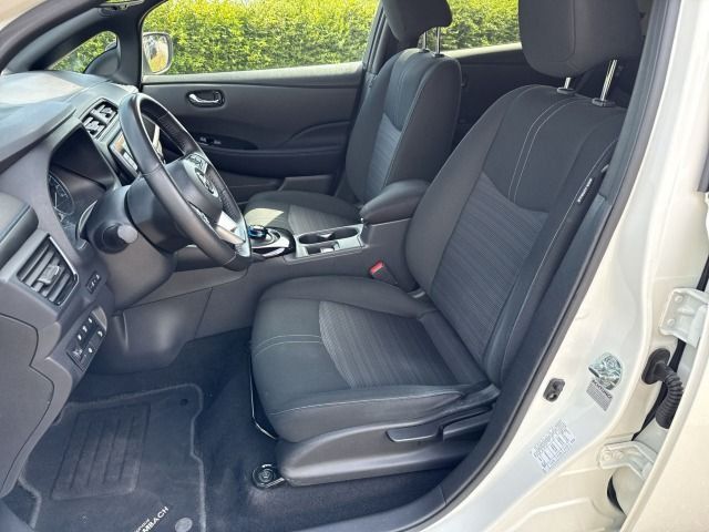 Nissan Leaf N-Connecta - Samsaru's Car Outlet
