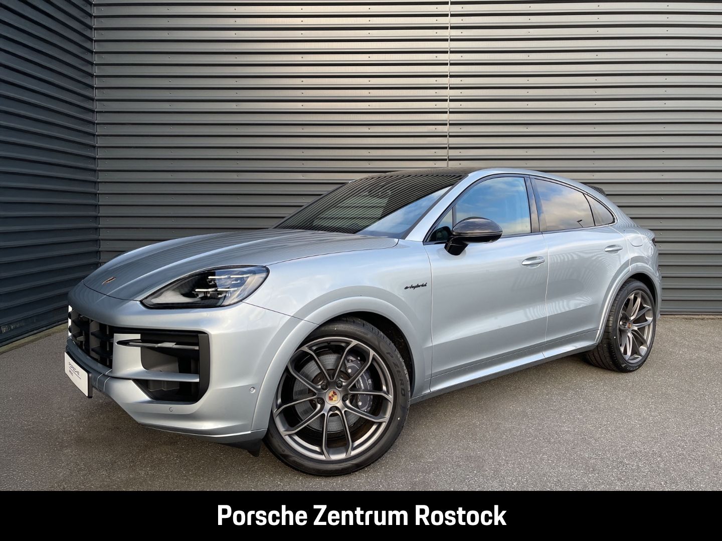 Porsche Cayenne E-Hybrid Coupe Sportabgas LED-Matrix