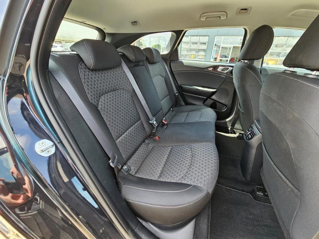 Kia Ceed SW 1.6 CRDi DCT Spirit - Samsaru's Car Outlet