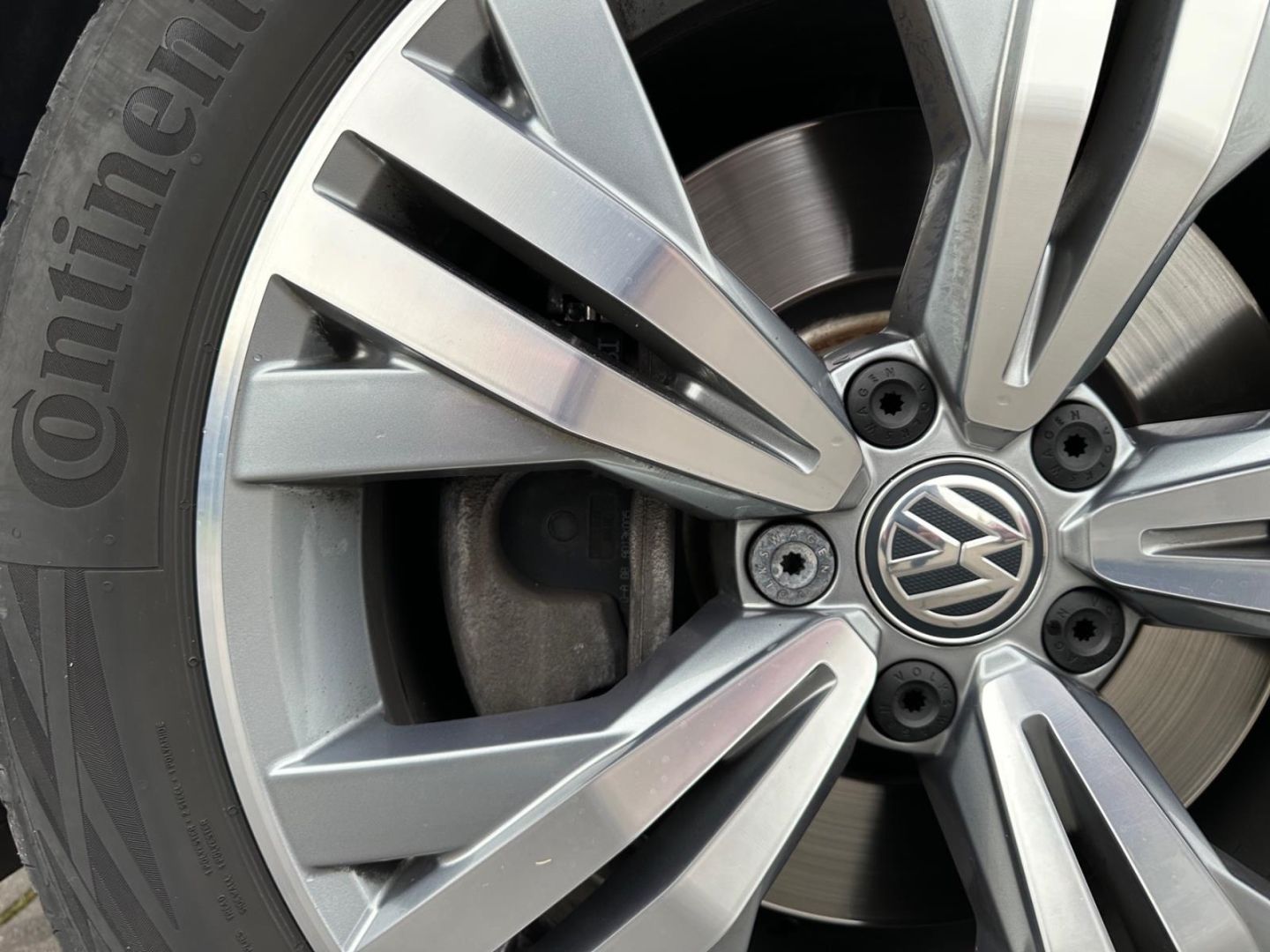 Volkswagen Passat Alltrack 2.0 TSI DSG 4Motion - Samsaru's Car Outlet