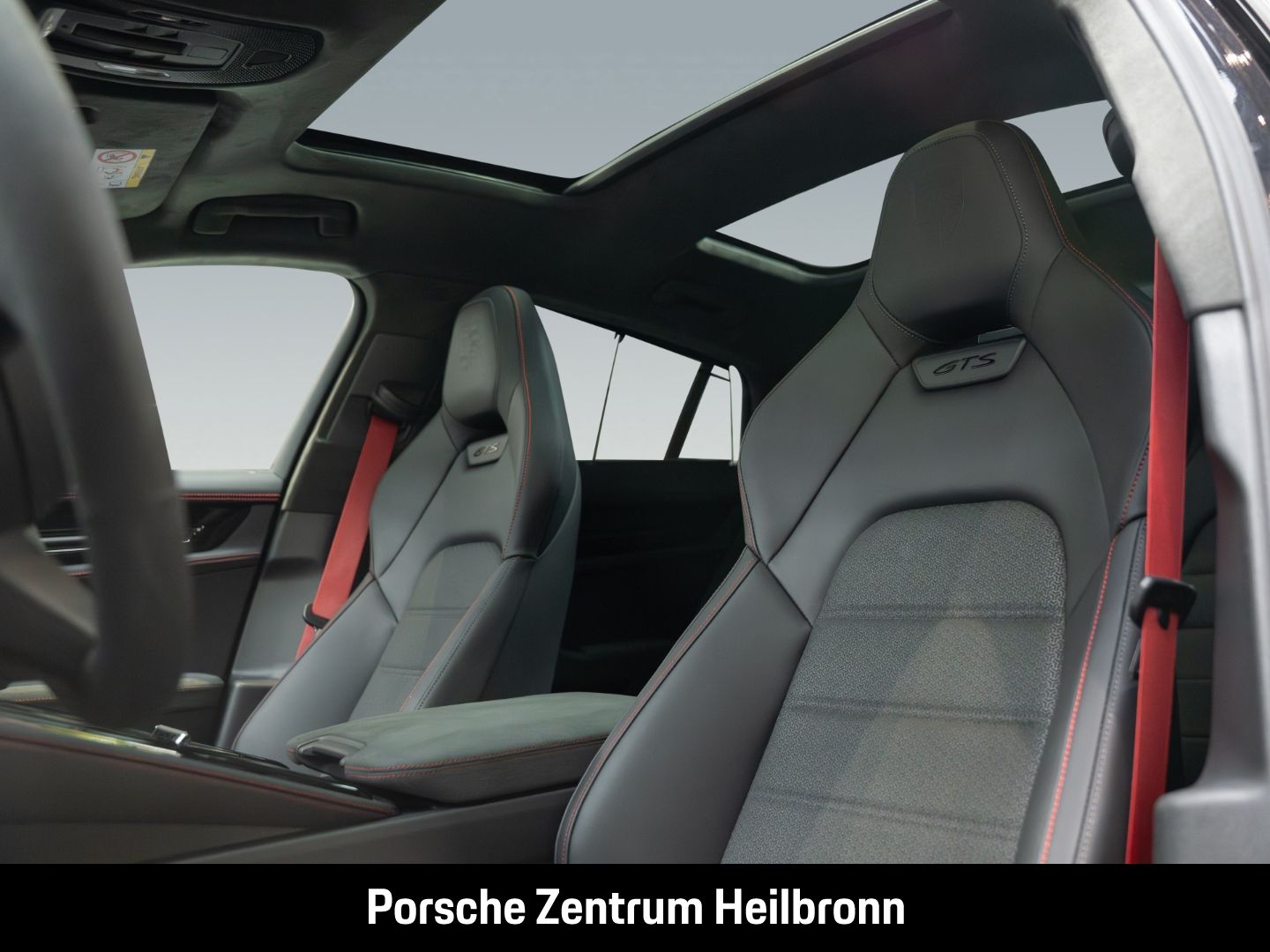 Porsche Panamera GTS BOSE Luftfederung LED-Matrix
