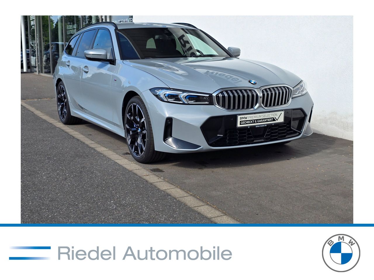 BMW 330i xDrive Touring M Sportpaket*ab 2,49% eff.*