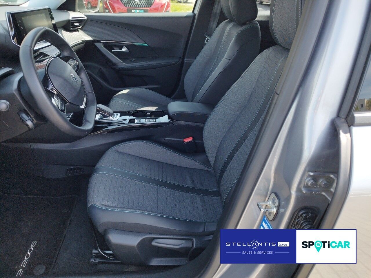 Peugeot 2008 Allure 136 Elektro - Samsaru's Car Outlet