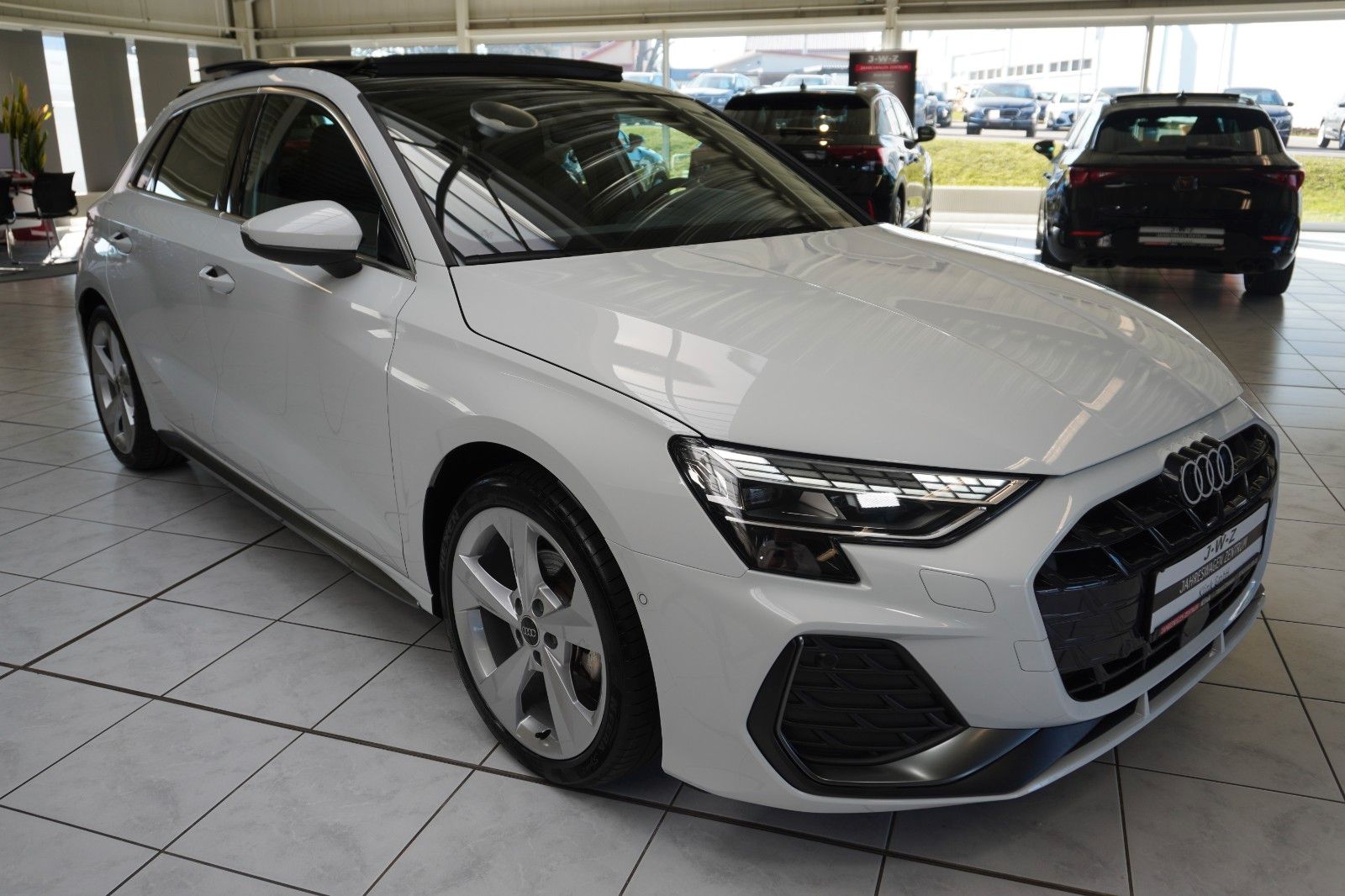 Audi A3 Sportback S-Line 35 tdi S-Tronic - Samsaru's Car Outlet