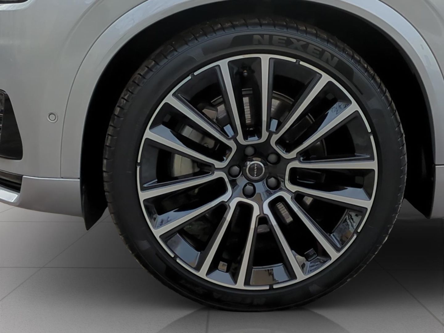 Volvo XC90 T8 Recharge Plus Dark *Luft*Pano*360*Alarm*