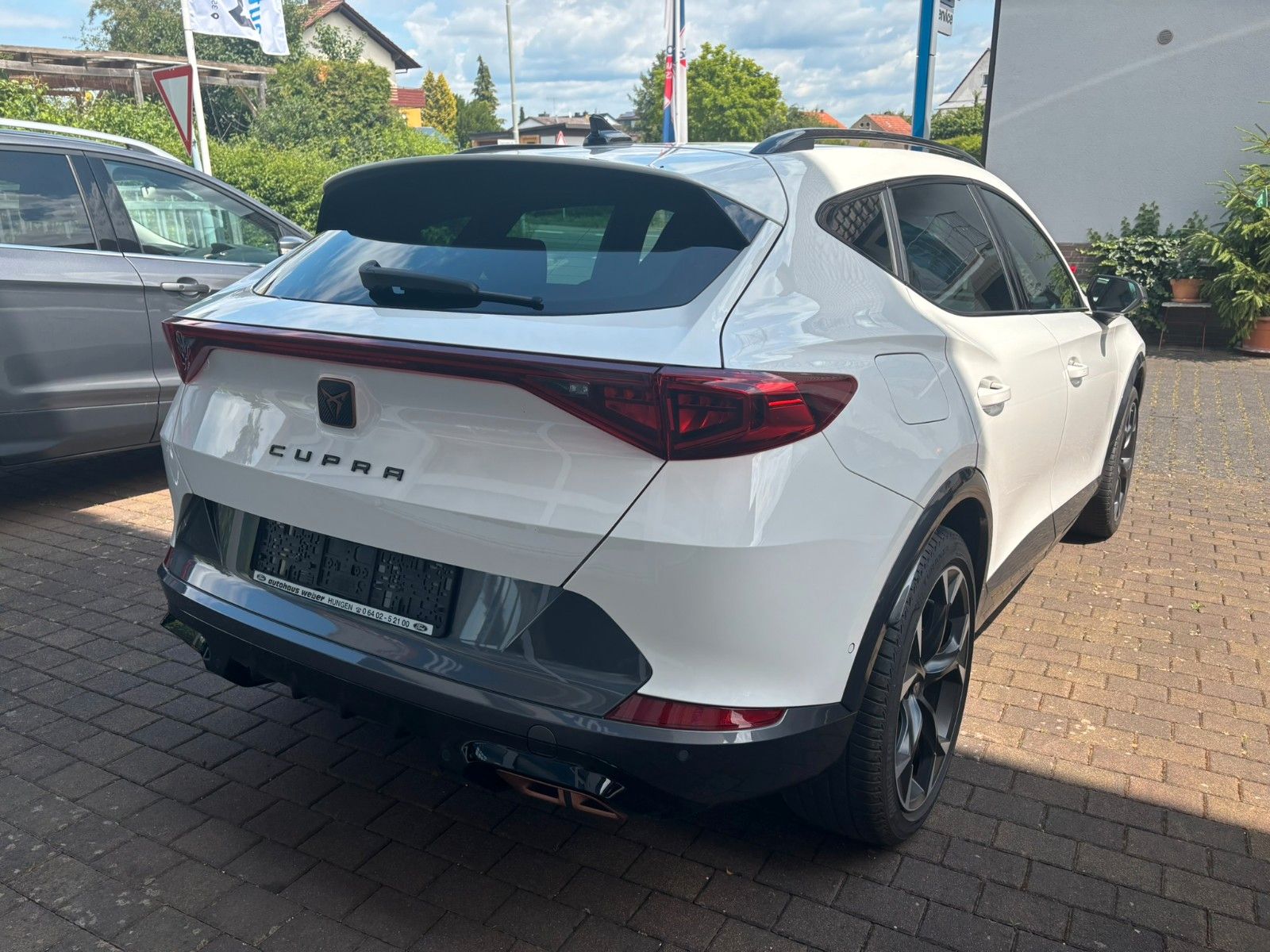 Cupra Formentor VZ e-Hybrid - Samsaru's Car Outlet