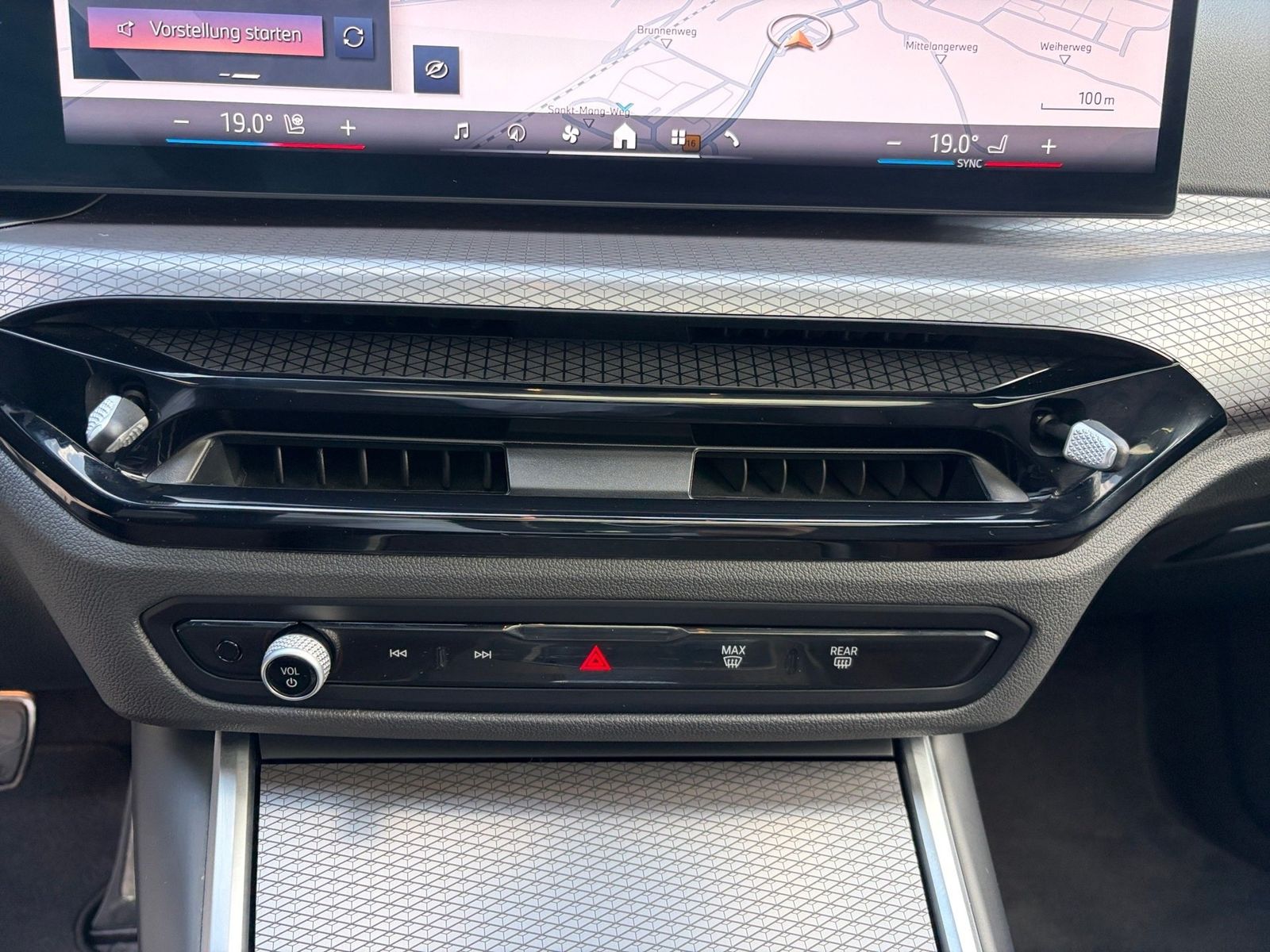 BMW 320i Touring M Sport HUD Pano DA Pro H/K 19´´