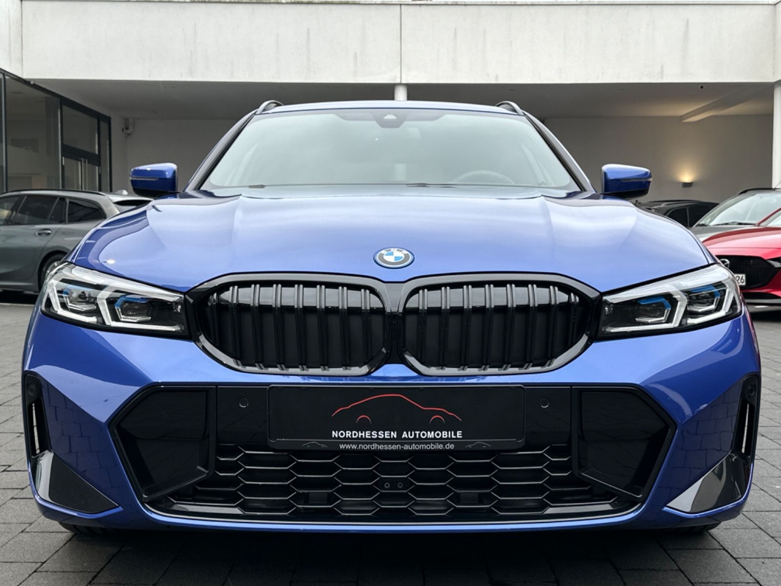 BMW 330 e xDrive Touring M Sport - Samsaru's Car Outlet