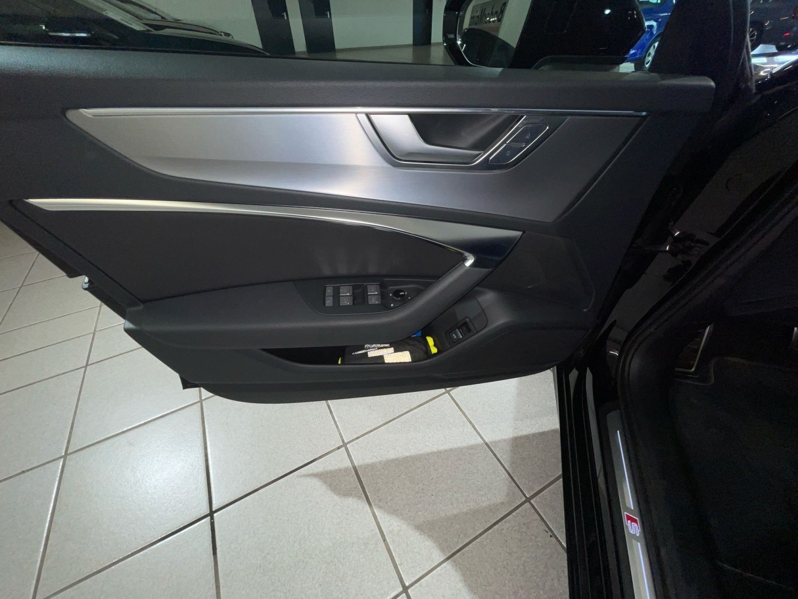 Audi A6 Avant S line 40 TDI quattro S tronic - Samsaru's Car Outlet