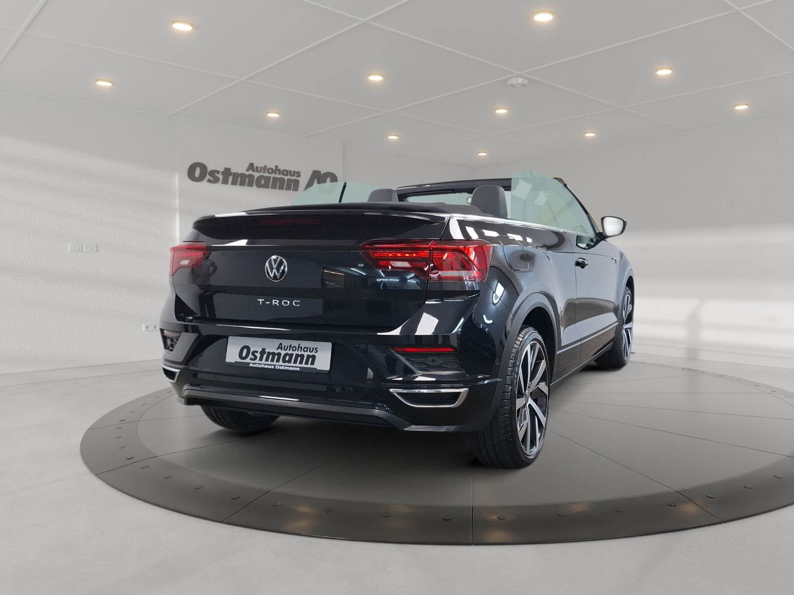 Volkswagen T-Roc R-Line - Samsaru's Car Outlet