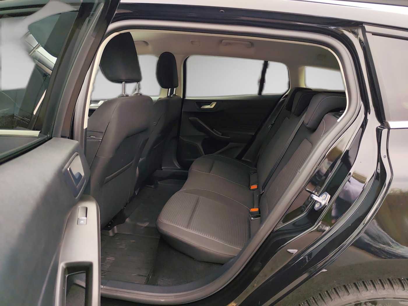 Ford Focus 1.0 MHEV Titanium *Navi, ACC, BLIS, RFK
