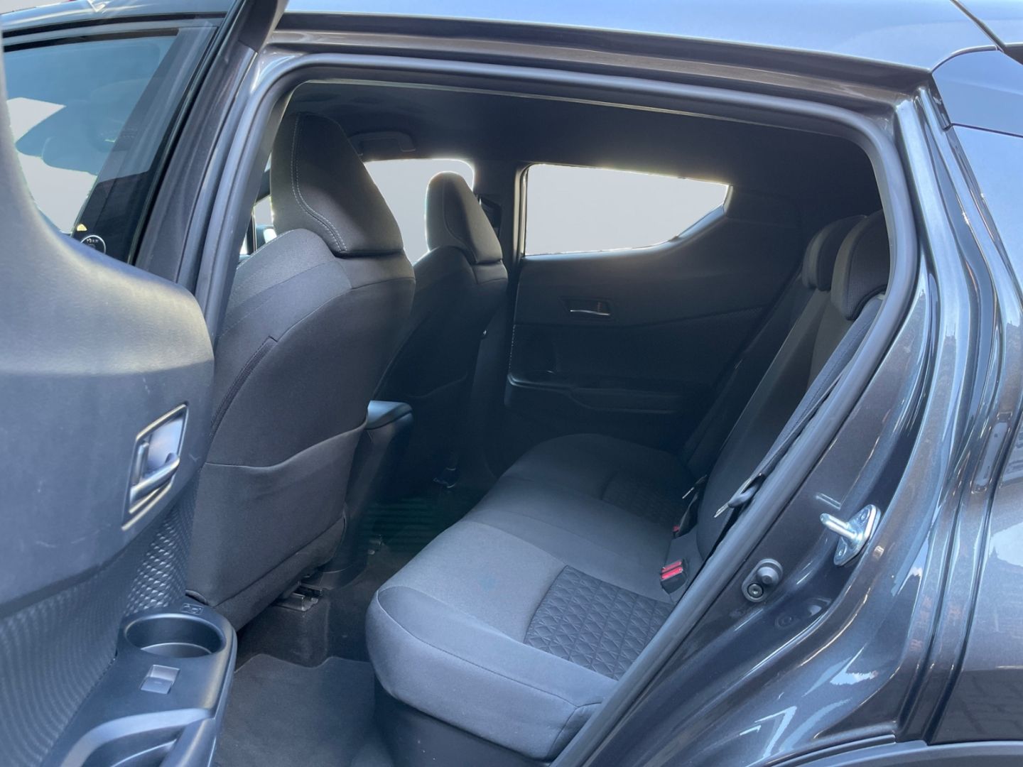 Toyota C-HR 2.0 Hybrid Team D *LED*ACC*CarPlay*CAM*SHZ*