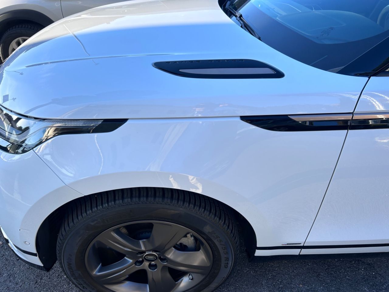 Range Rover Velar Range Rover Velar 2 - Samsaru's Car Outlet