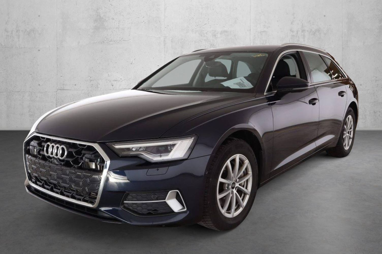 Audi A6 Avant 45 TFSI advanced - Samsaru's Car Outlet